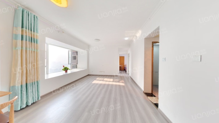 润扬双铁广场石犀里二手房实景图