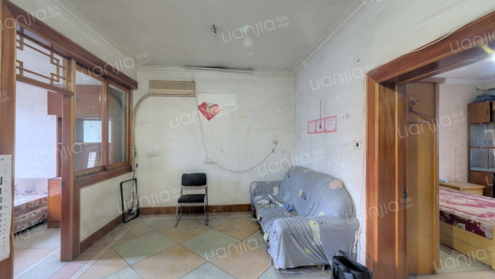 金蟾一组团二手房实景图