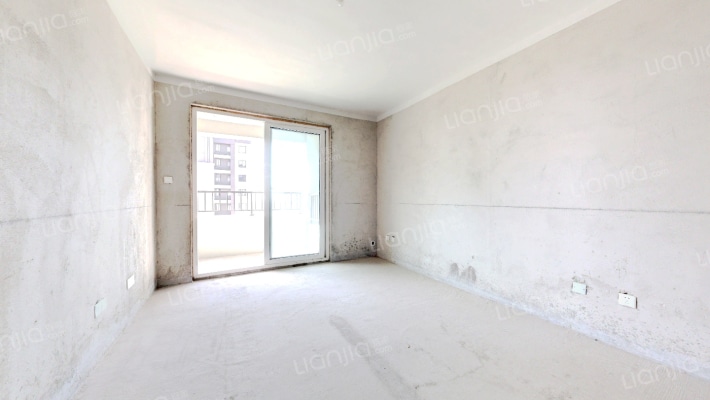 运河小镇四期二手房实景图