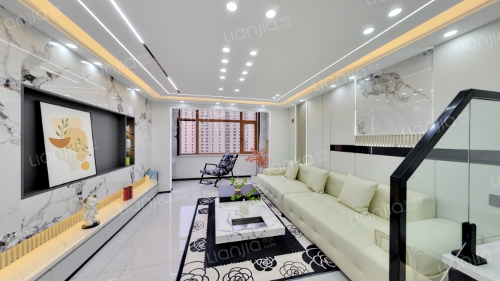 地恒托斯卡纳四期二手房实景图