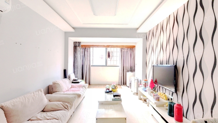 九韵国际二手房实景图