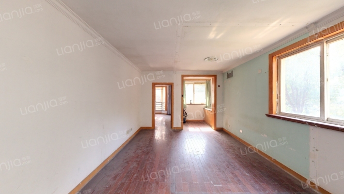 品翠苑二手房实景图