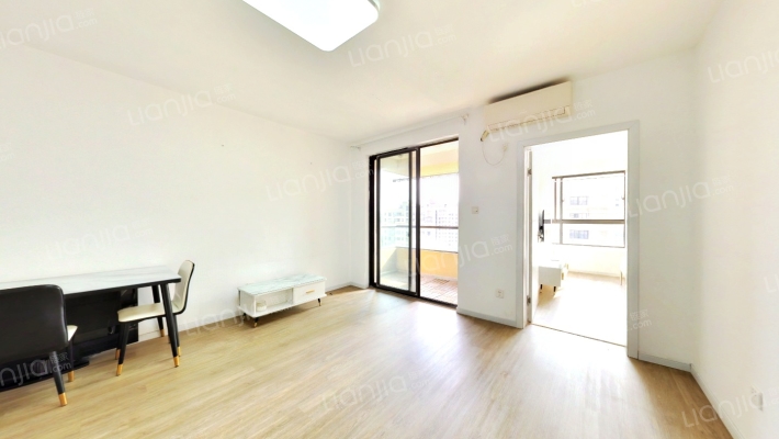 九城湖滨国际二手房实景图