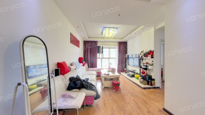 中铁逸都国际A区二手房实景图