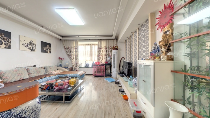 星海蓝天二手房实景图