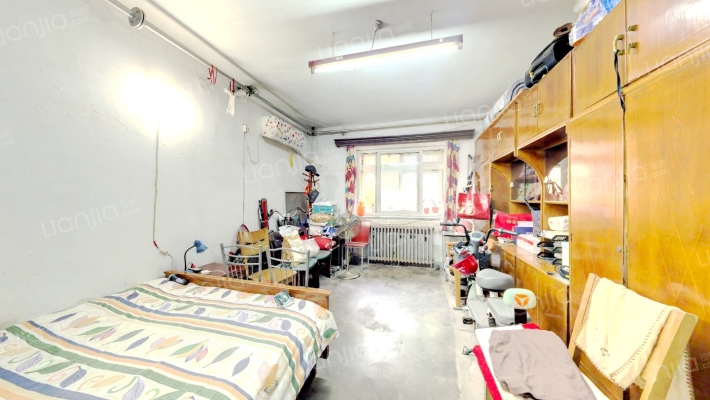 东秀里二手房实景图