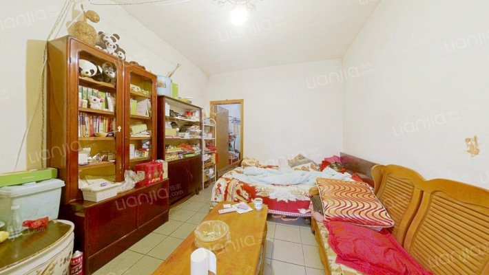 省医院宿舍二区二手房实景图