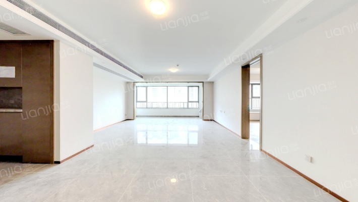 奥体铂悦府二手房实景图