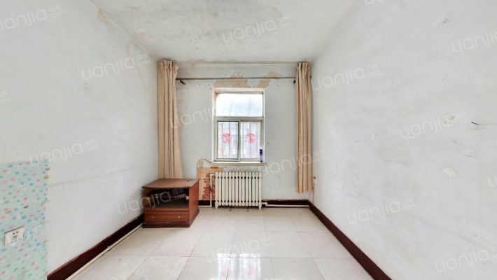 机电宿舍二手房实景图