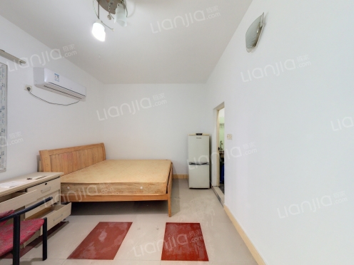 整租·双龙广场小区 3室3厅 东南