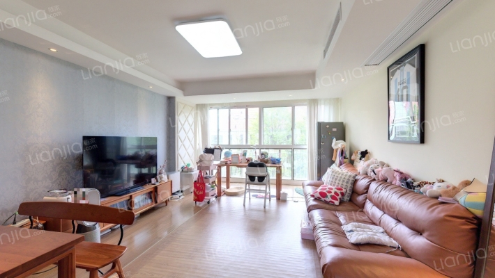 安亭新镇颂苑二手房实景图