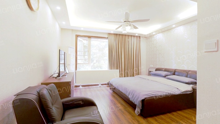 万科魅力之城二期二手房实景图