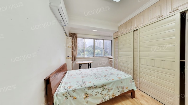 卫星大楼二手房实景图