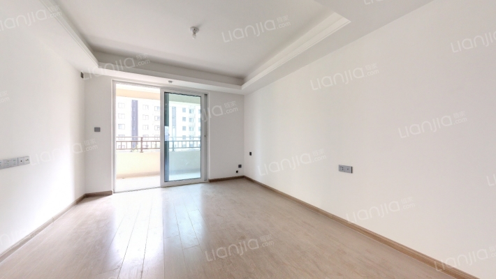 东部美的城二期二手房实景图