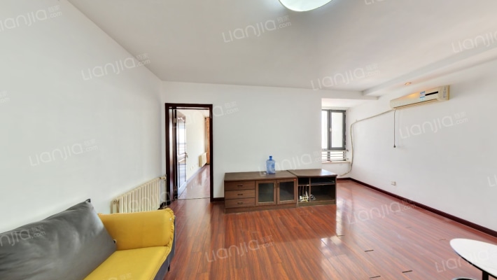 颐中银街二手房实景图