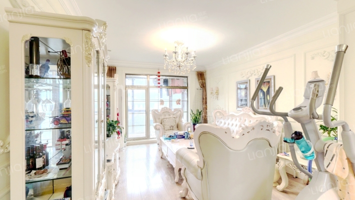 运达诺维溪谷一期二手房实景图