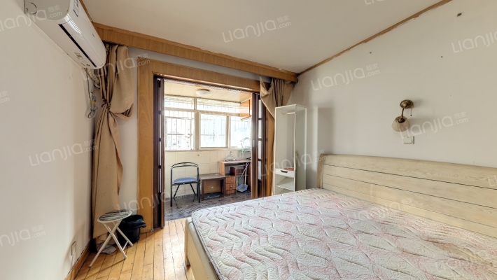 汇文里二手房实景图