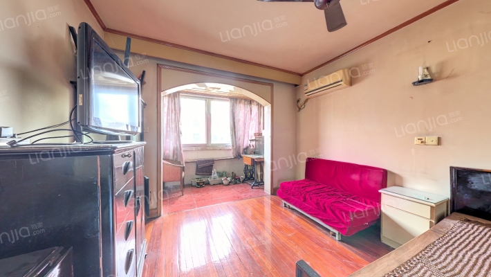 新成六坊二手房实景图