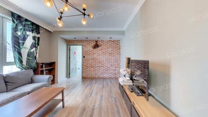 鹏辉新天居三期二手房实景图