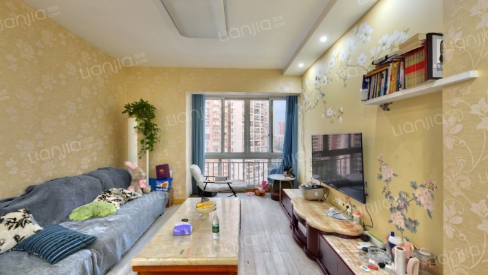 松龙锦绣园二手房实景图