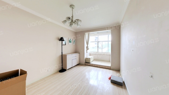 师大教工宿舍二手房实景图