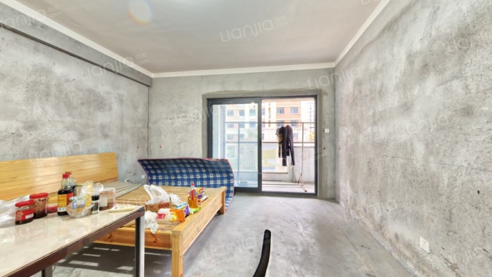 东望雅苑南区二手房实景图