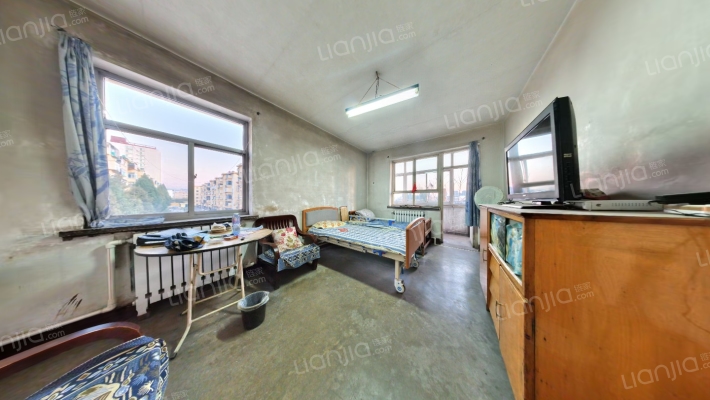 迎春小区二手房实景图