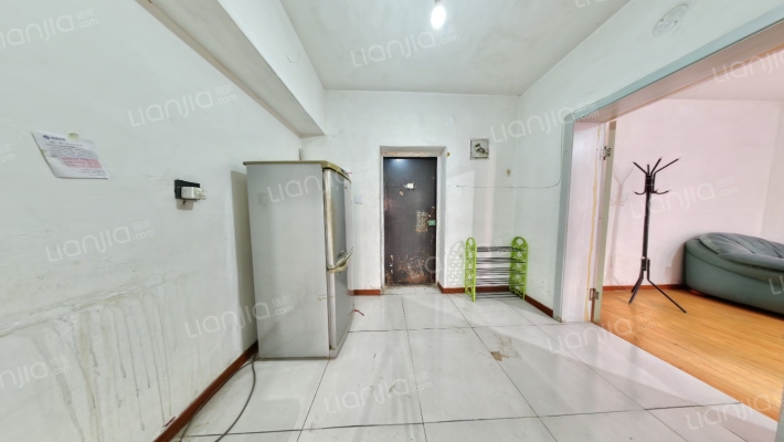 建绣社区二手房实景图