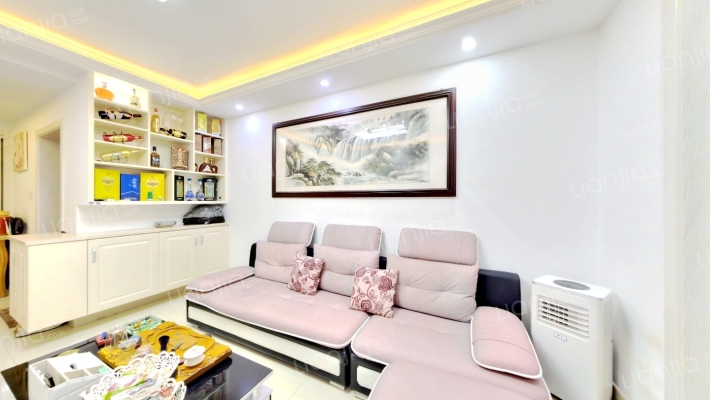 庐秀新苑二手房实景图