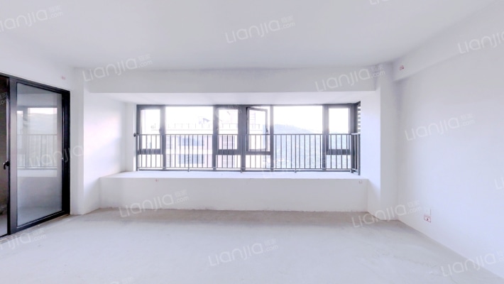 罗西住宅区十一组团二手房实景图