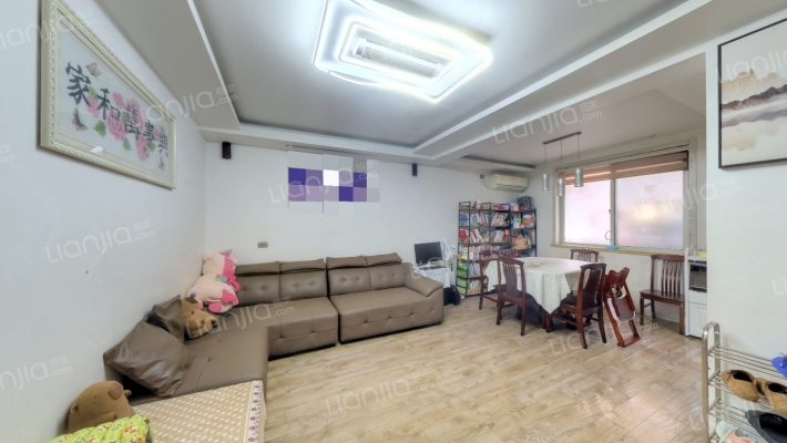 三浃社区八组团二手房实景图