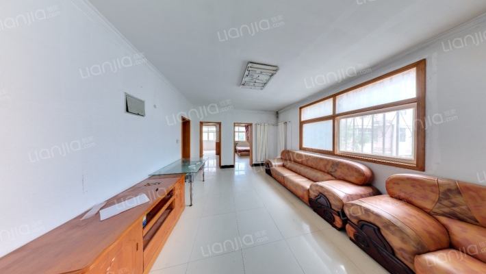 宝鑫景苑鉴湖园二手房实景图