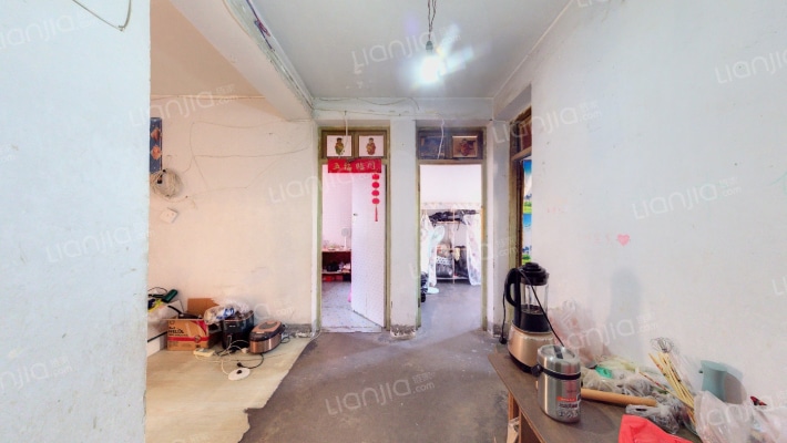 烟厂后街18号二手房实景图