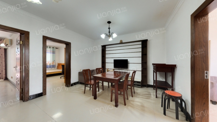 新苑花园一区二手房实景图