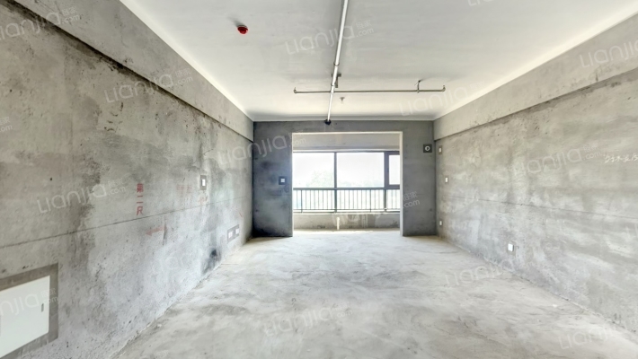 金秋龙樾府二手房实景图