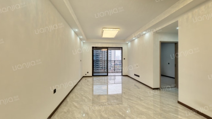 袍商朗诗天府绿郡二手房实景图