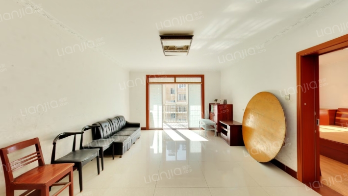 御花园C区二手房实景图