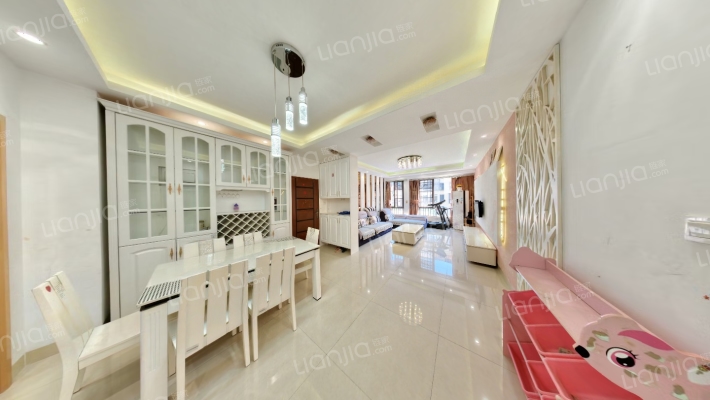 中航城国际社区C区二手房实景图