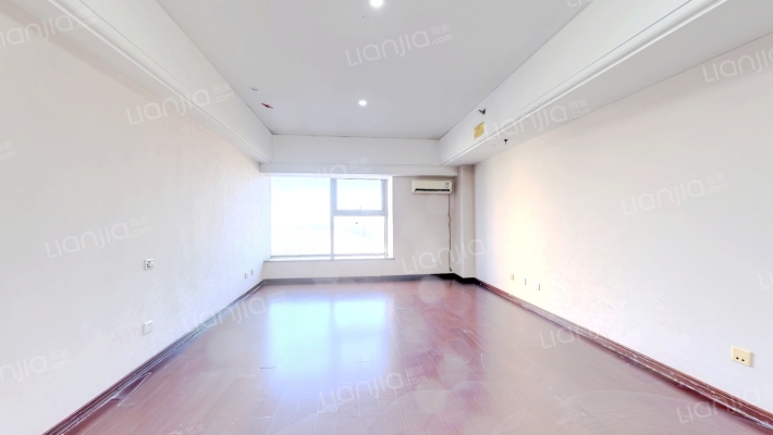 绿地达沃斯公馆二手房实景图