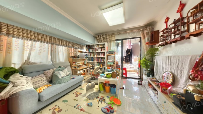 华盛盛荟二手房实景图