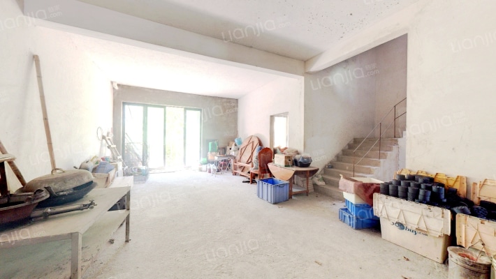 东逸湾翠河涧二手房实景图