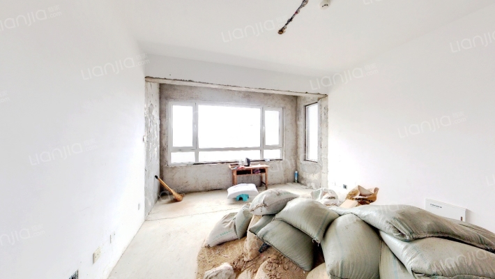 麓林春语二手房实景图