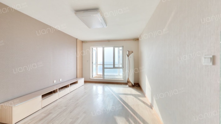 万科城市之光A区二手房实景图