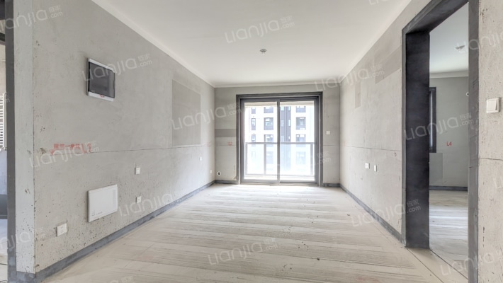 兴港永威和园二手房实景图