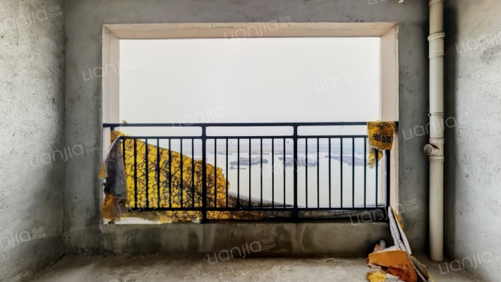 湖岸壹号二手房实景图