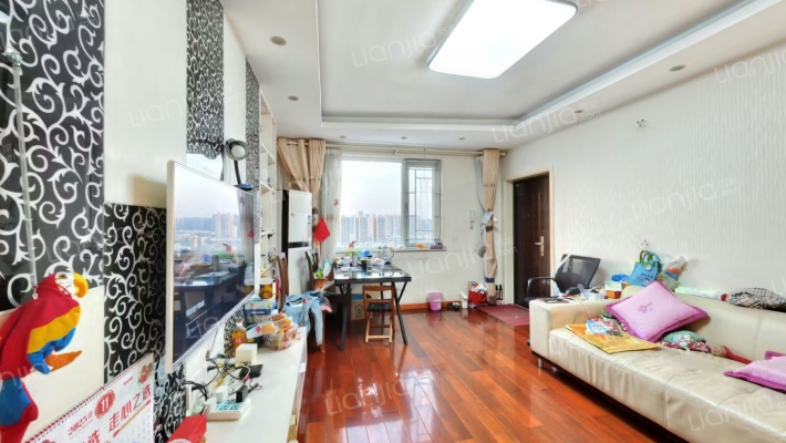 绿景苑港东名居一期二手房实景图