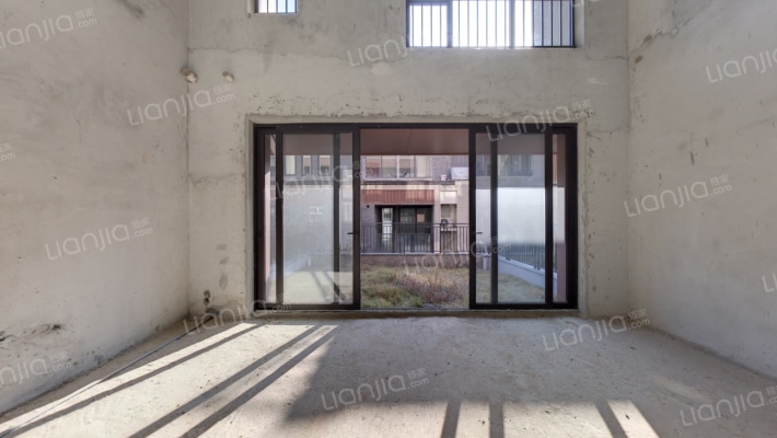 保利合锦领秀山二手房实景图