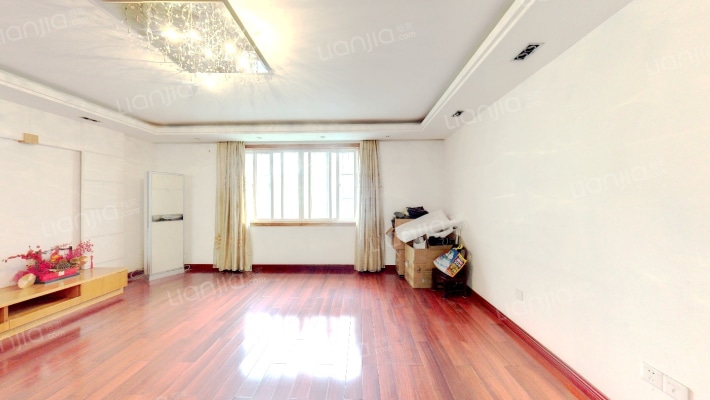 森大蒂花苑南区二手房实景图