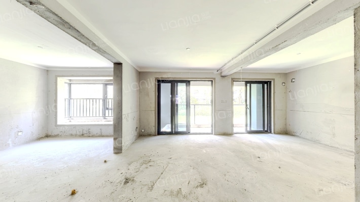 世茂桃园二手房实景图