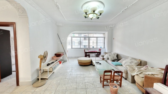 新怡花園二手房实景图